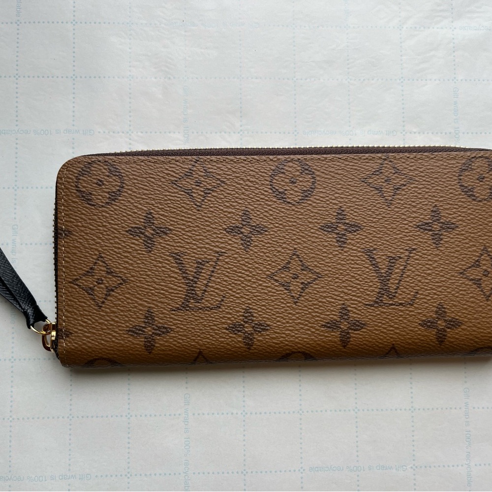 Louis Vuitton Reverse Monogram Clemence Wallet